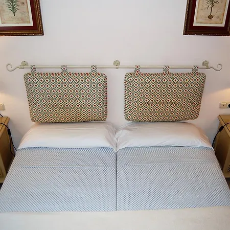 Penthouse Los Jarales 3 Casasol 아파트 네르하